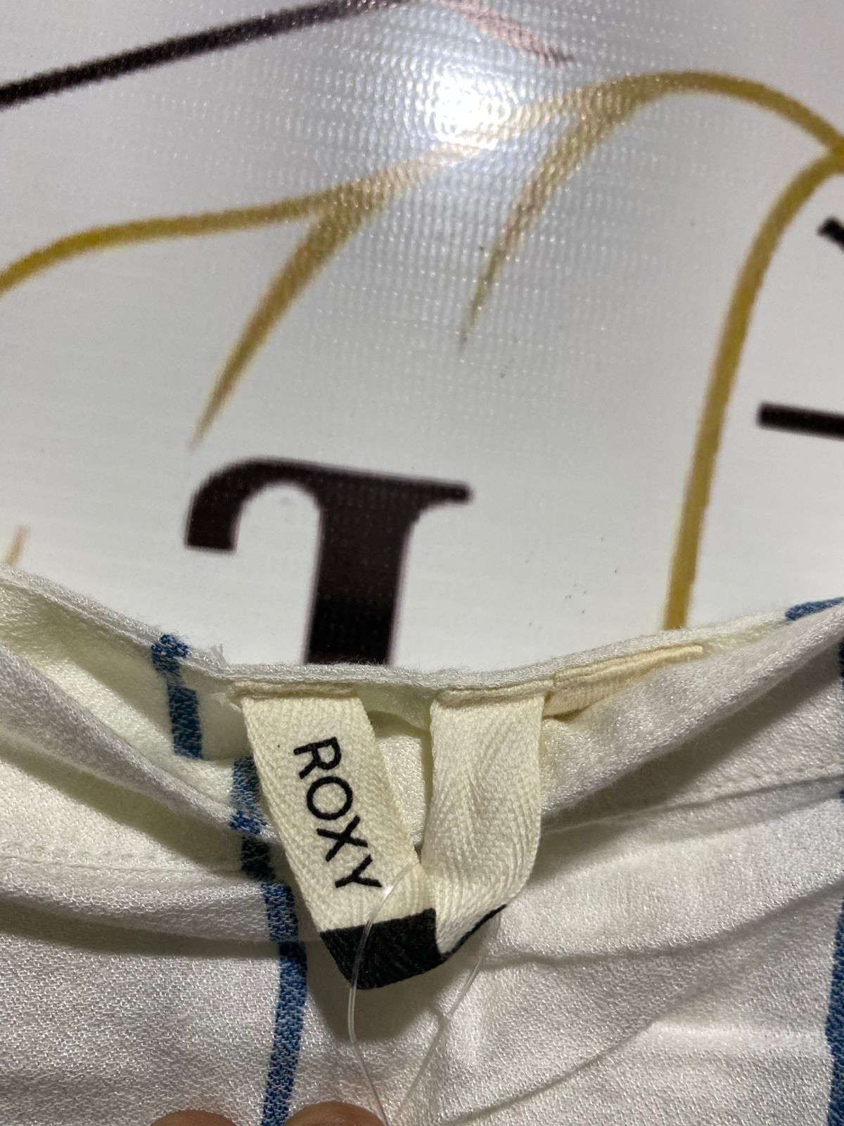 ROXY |M| BUST 16|B 10| WOMEN'S WHITE AND BLUE VERTICAL STRIPED LINEN-BLEND CAMI CROP TOP