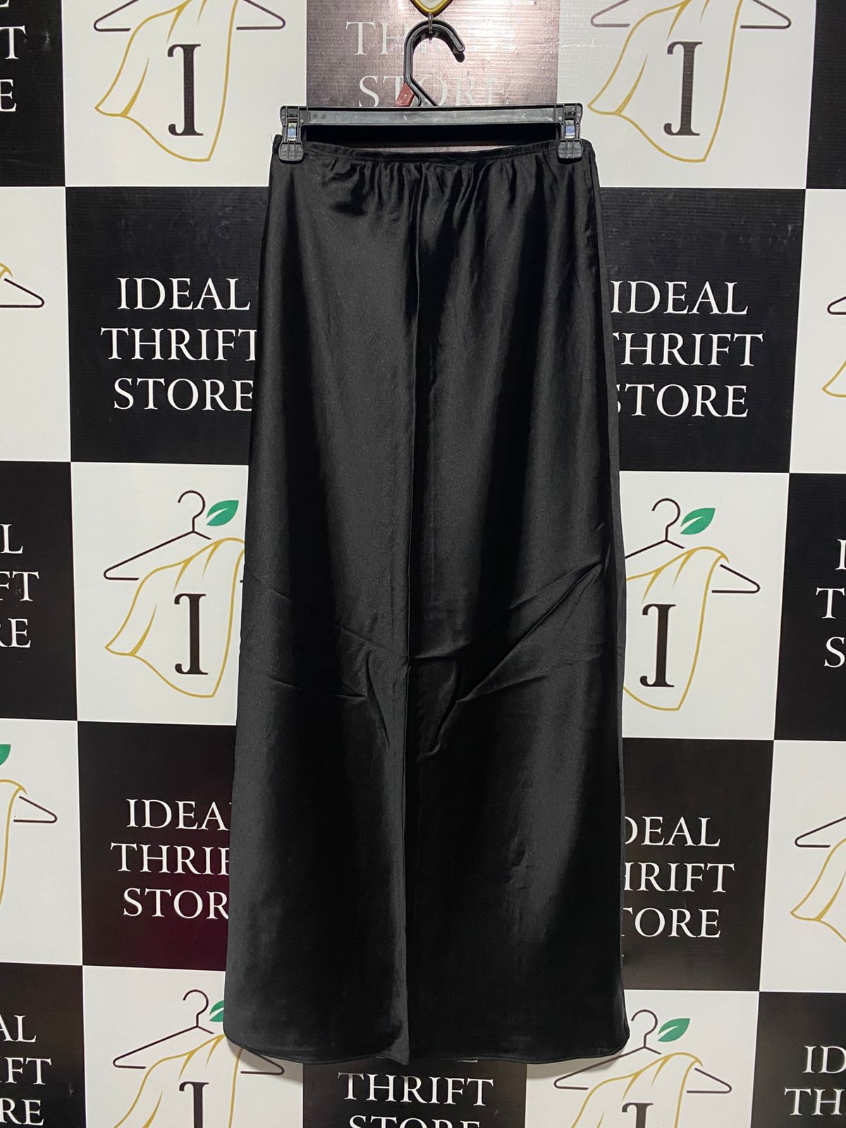 RIVER ISLAND |S| WAIST 26| BLACK SATIN MIDI SKIRT