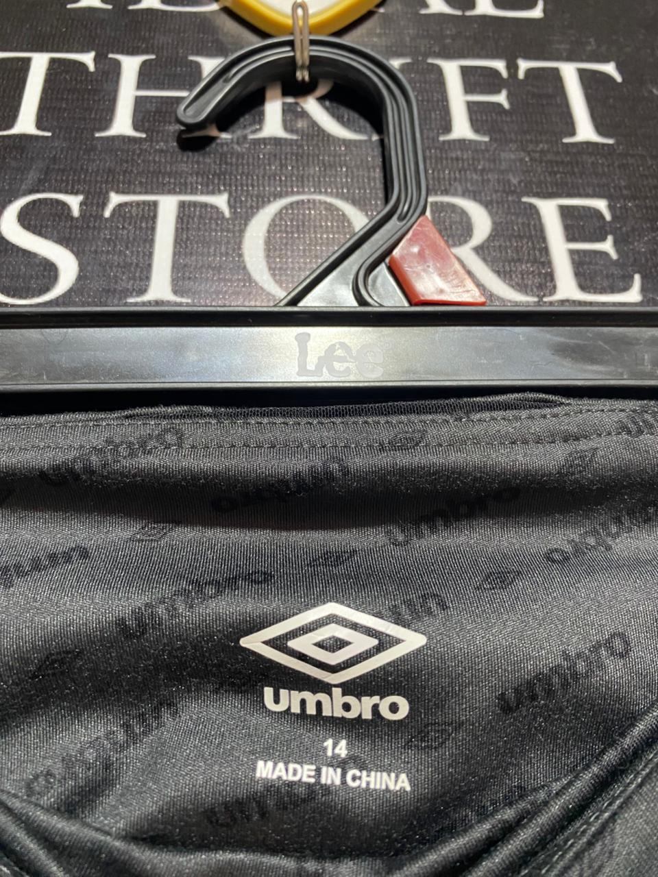 UMBRO |L| WAIST 29| REMIUM CHARCOAL MONOGRAM ACTIVE LEGGINGS