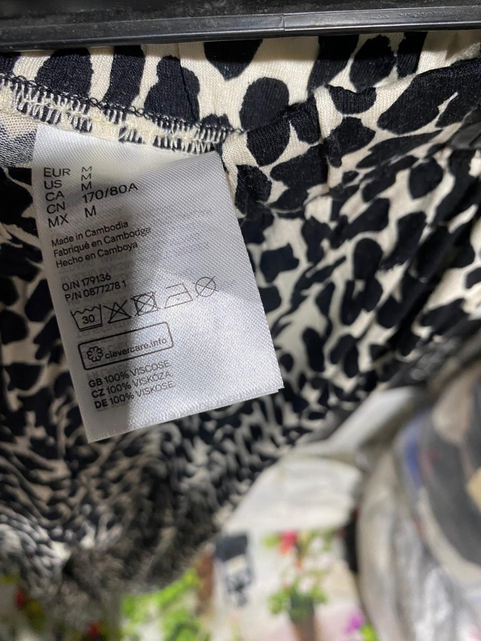 H&M |M| WAIST 29| CLASSIC LEOPARD PRINT RELAXED TROUSERS