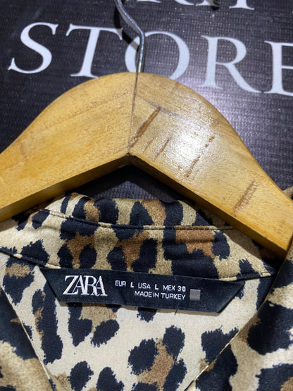 ZARA |L| BUST 23| LEOPARD PRINT SATIN FINISH BUTTON-DOWN SHIRT