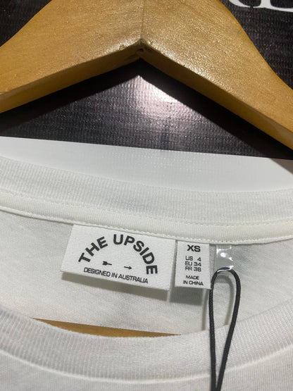 THE UPSIDE |XS| BUST 20| C1| RAINBOW STRIPE GRAPHIC T SHIRT