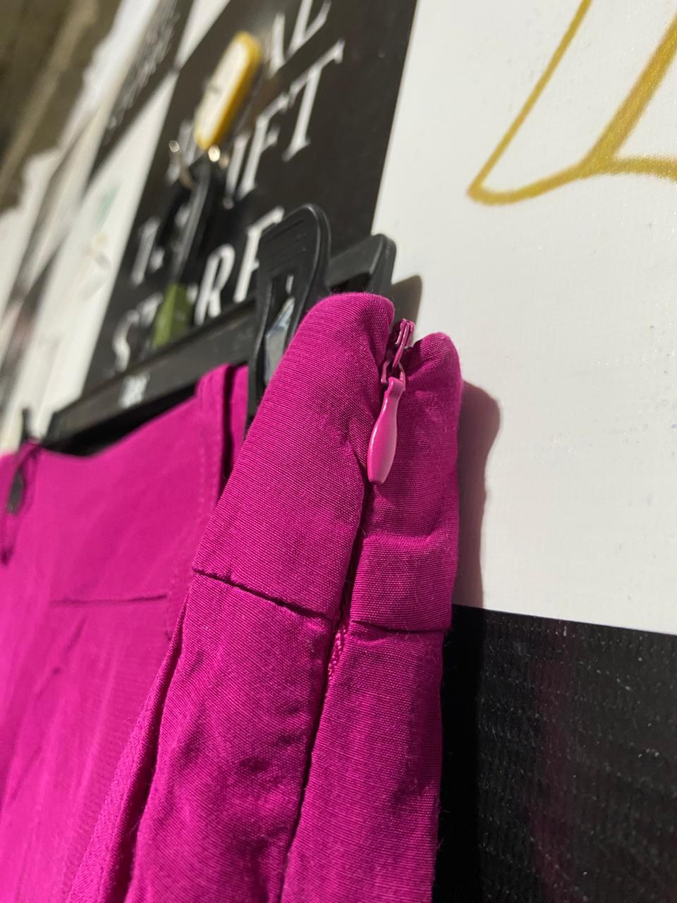 WICHERY |M| WAIST 28| MODERN LUXE MAGENTA WIDE-LEG TROUSERS
