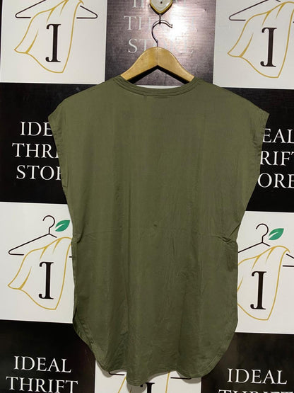 ACTIVE |L| BUST 20| PREMIUM OLIVE GREEN MUSCLE TEE – RELAXED FIT SLEEVELESS T-SHIRT WITH CURVED HEM