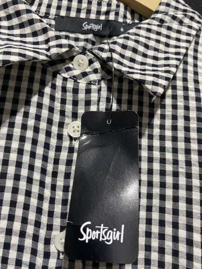 SPORTS GIRL |M| BUST 19| CLASSIC BLACK AND WHITE GINGHAM BUTTON-DOWN BLOUSE – ELEGANT PUFF-SLEEVE TOP WITH CURVED HEM