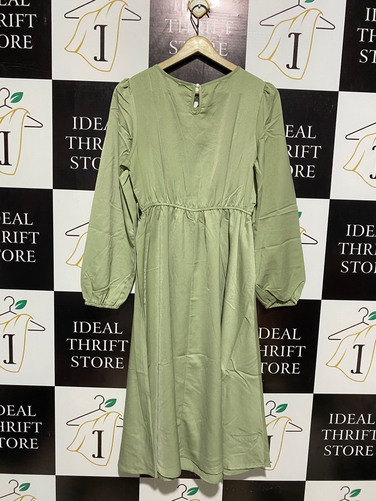 SHEIN |M| BUST 17| C3| SAGE GREEN ELASTIC WAIST MIDI DRESS