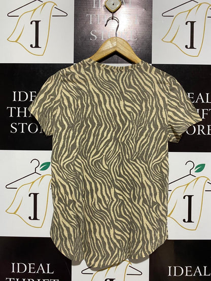 COTTON ON |M/L| BUST 18| C1| WOMEN'S ZEBRA PRINT CASUAL TEE – NEUTRAL ANIMAL PATTERN SHORT SLEEVE TOP WITH CURVED HEM