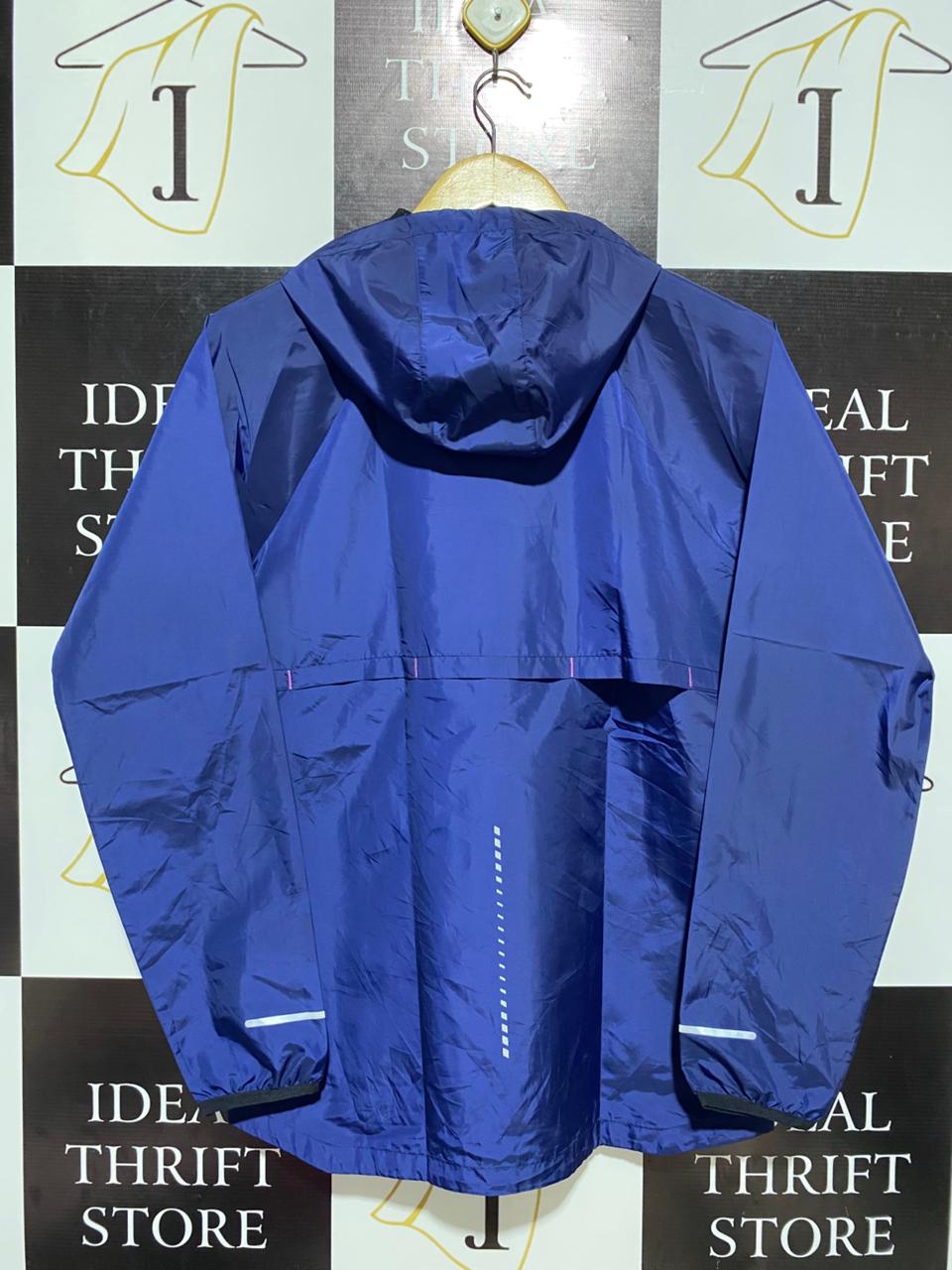 ASICS |M| BUST 19| WATER-RESISTANT HOODED RUNNING JACKET