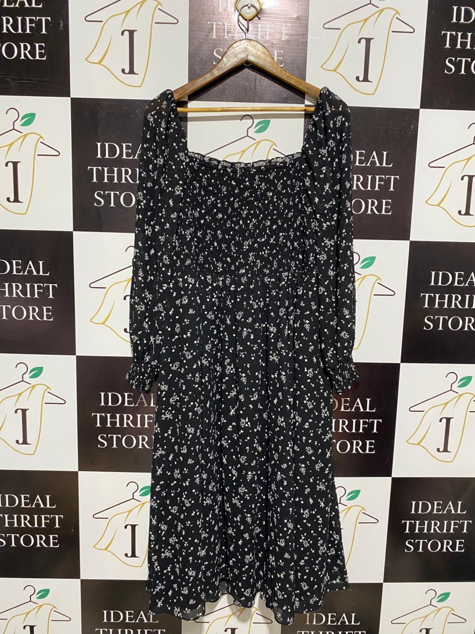 FOREVER NEW |XL| BUST 18| WOMEN’S BLACK FLORAL MIDI DRESS – SMOCKED BODICE WITH SQUARE NECKLINE AND LONG SHEER SLEEVES