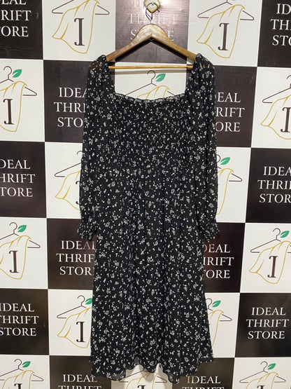 FOREVER NEW |XL| BUST 18| WOMEN’S BLACK FLORAL MIDI DRESS – SMOCKED BODICE WITH SQUARE NECKLINE AND LONG SHEER SLEEVES