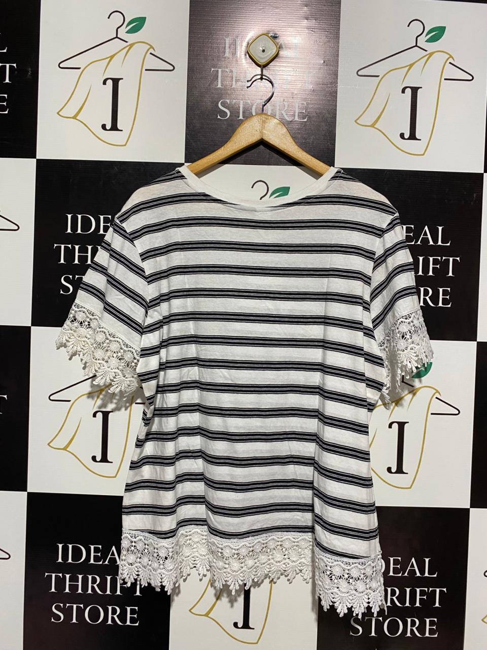 NOW |XL| BUST 22| C1| BLACK & WHITE STRIPED SHORT SLEEVE TOP WITH CROCHET LACE TRIM