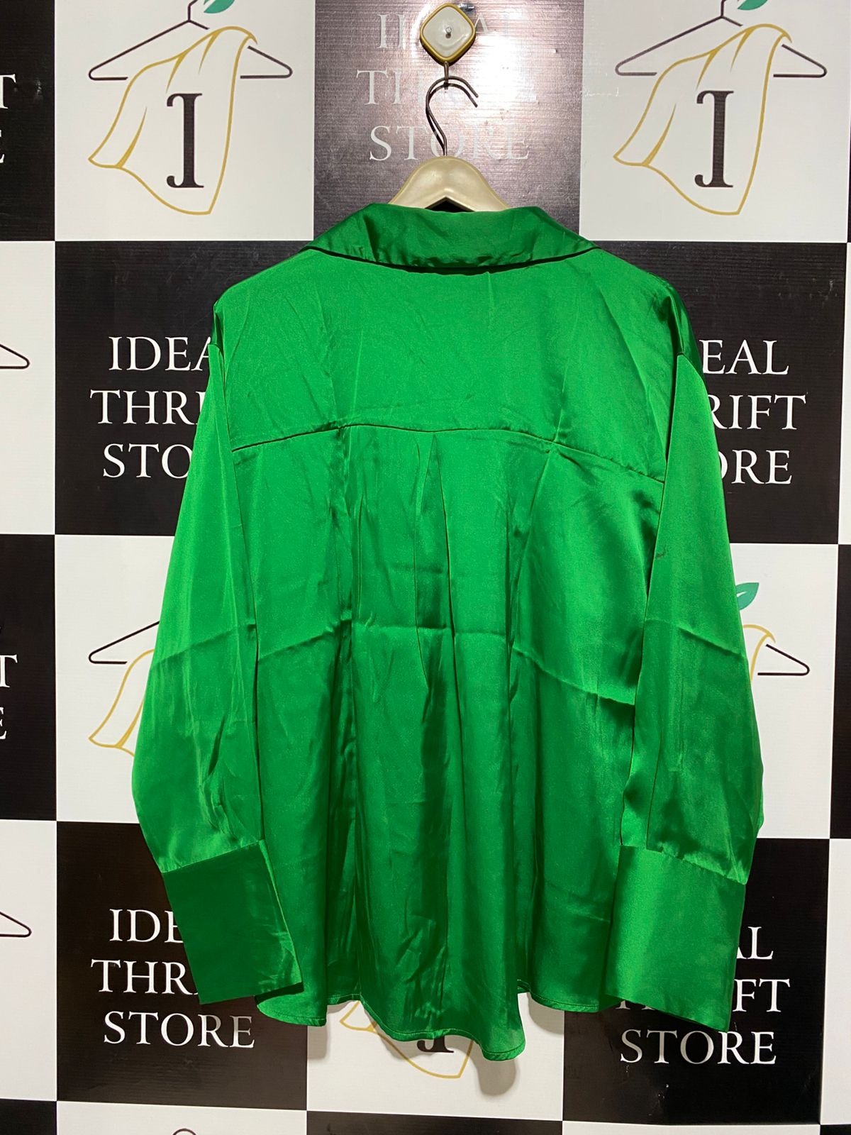 ZARA |XXL| B12| VIBRANT EMERALD GREEN SATIN BUTTON-UP SHIRT - LUXE OVERSIZED SILK-LOOK BLOUSE
