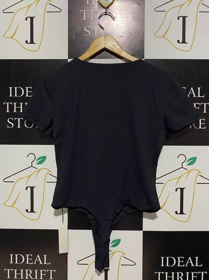 HELLO MOLLY |M| BUST 17| BLACK SHORT SLEEVE BODYSUIT