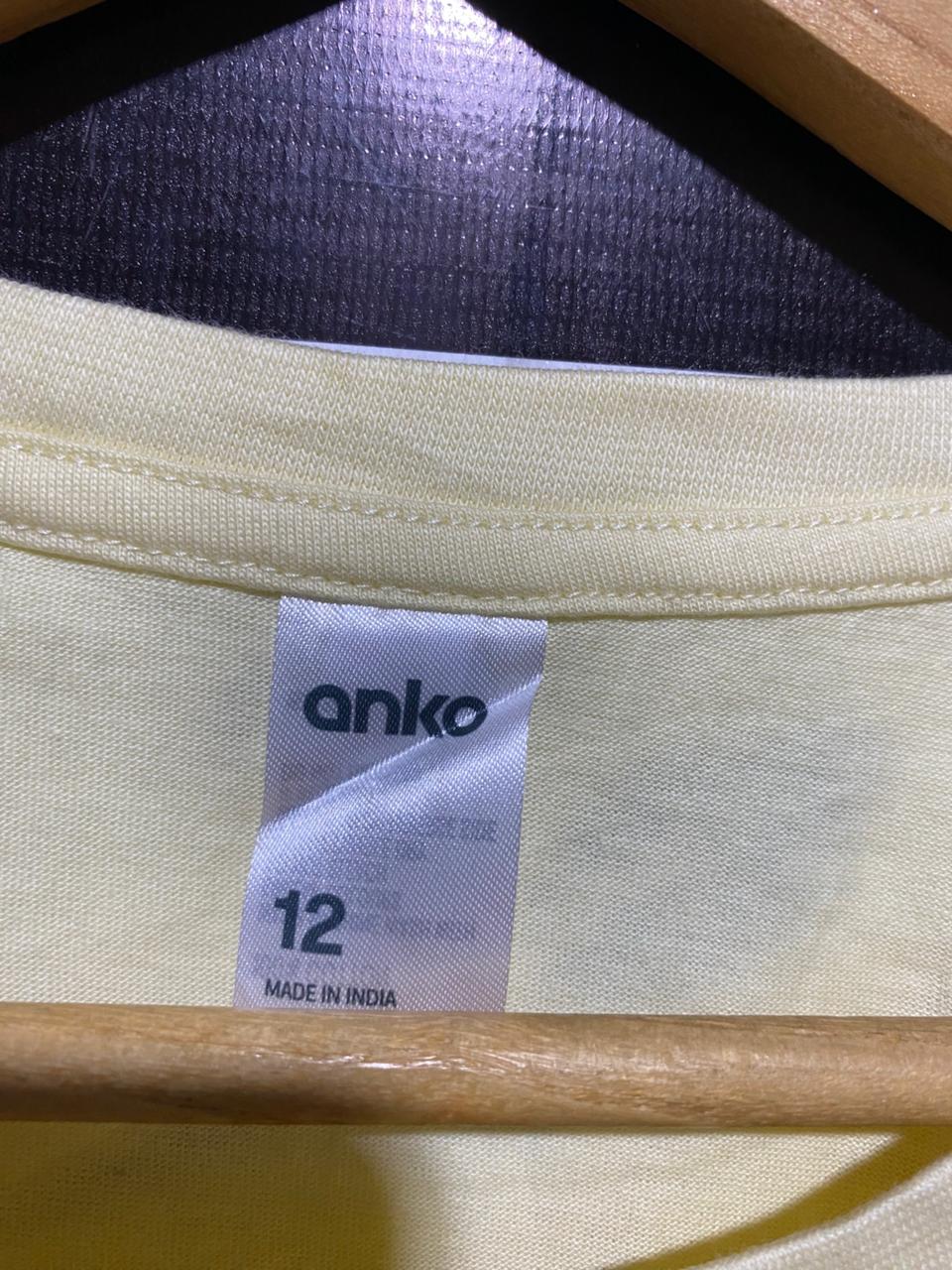 ANKO |L| BUST 20|B12| CORE BASICS SOFT PALE YELLOW COTTON TEE