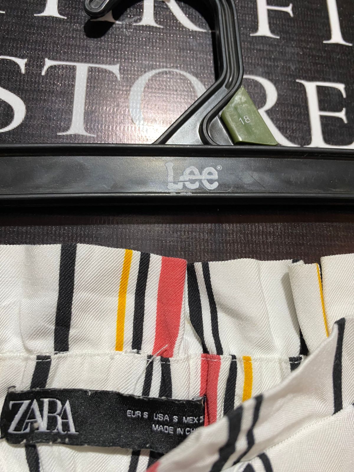 ZARA |S| WAIST 28|C1| VERTICAL STRIPED PAPERBAG WAIST TROUSERS WITH TIE BELT