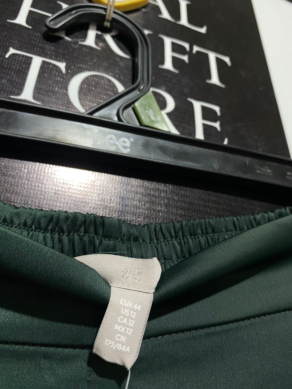 H&M |XL| WAIST 32| EMERALD SATIN HIGH-WAIST WIDE-LEG TROUSERS