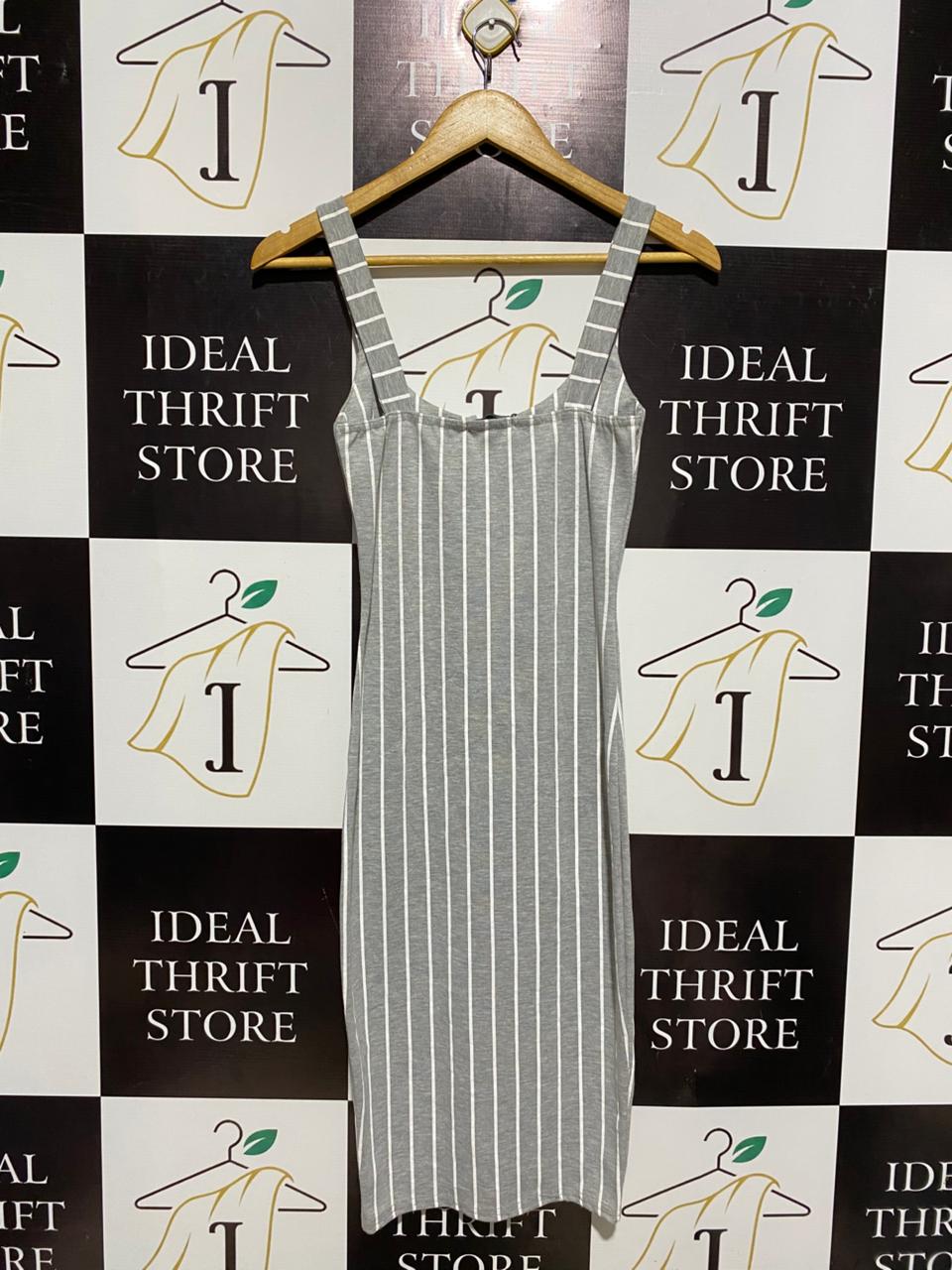 PRETTYLITTLETHING |S| BUST 13| GREY PINSTRIPE BODYCON MINI DRESS