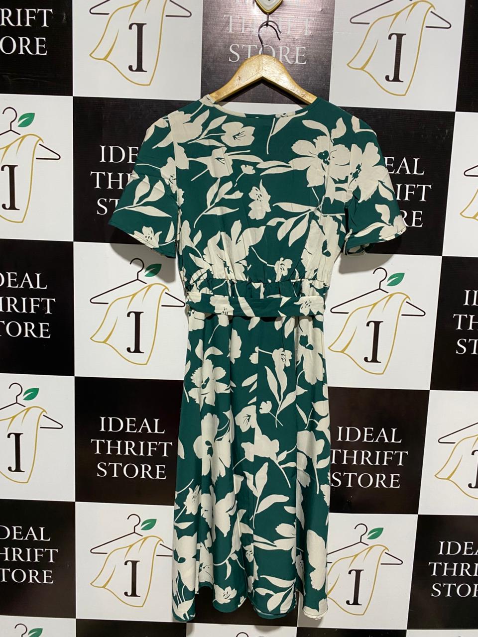 EMERY ROSE |M| BUST 18| C4|VIBRANT TEAL BOTANICAL PRINT MIDI DRESS - V-NECK WITH TIE WAIST