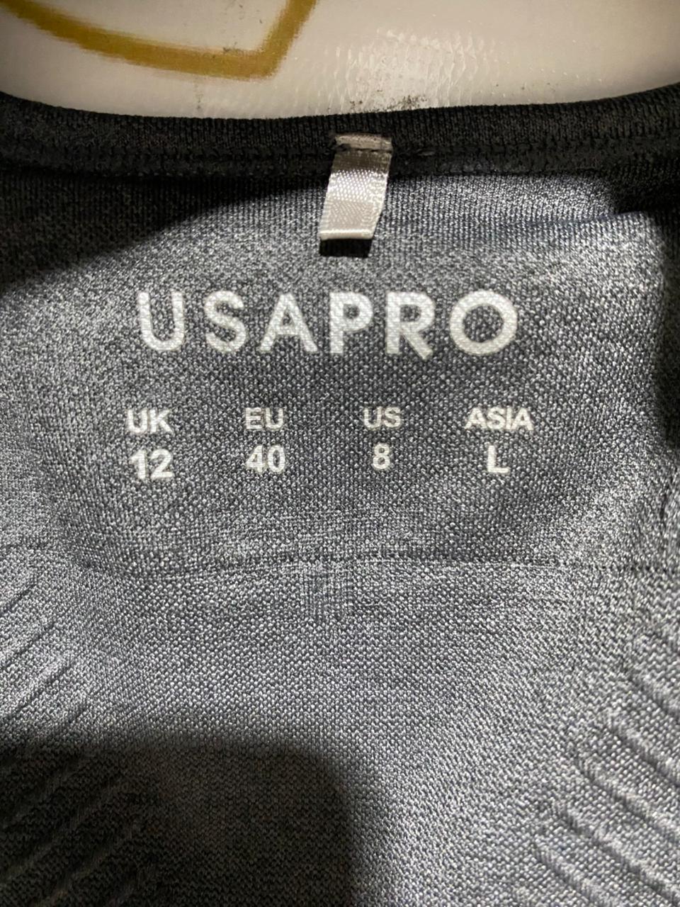 USA PRO |L| BUST 14| SEAMLESS ADJUSTABLE SPORTS BRA