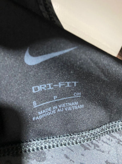 NIKE |S| BUST 12|B26| ICON CLASH SWOOSH SPORTS BRA