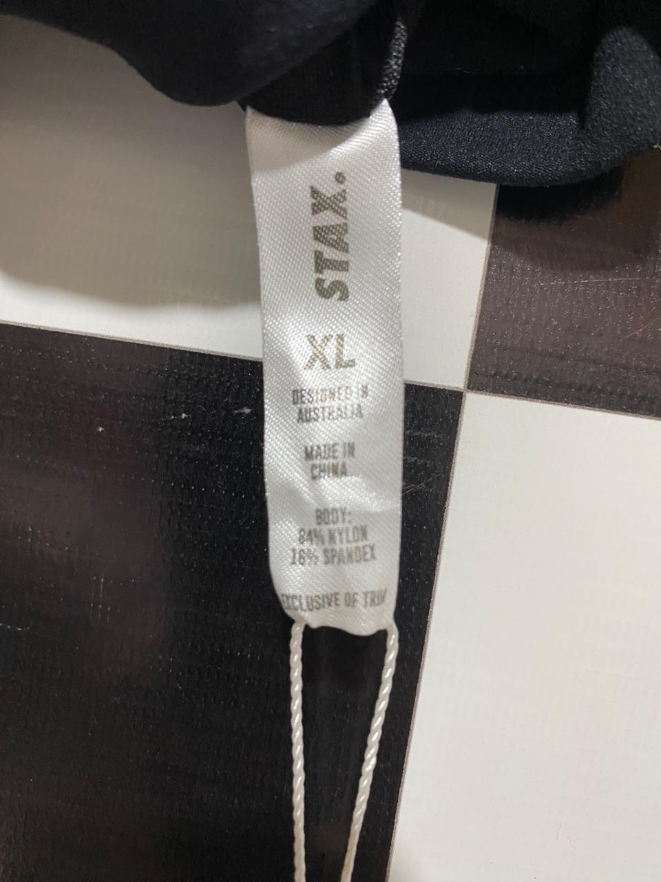 STAX |XL| BUST 16| High Neck Sports Bra