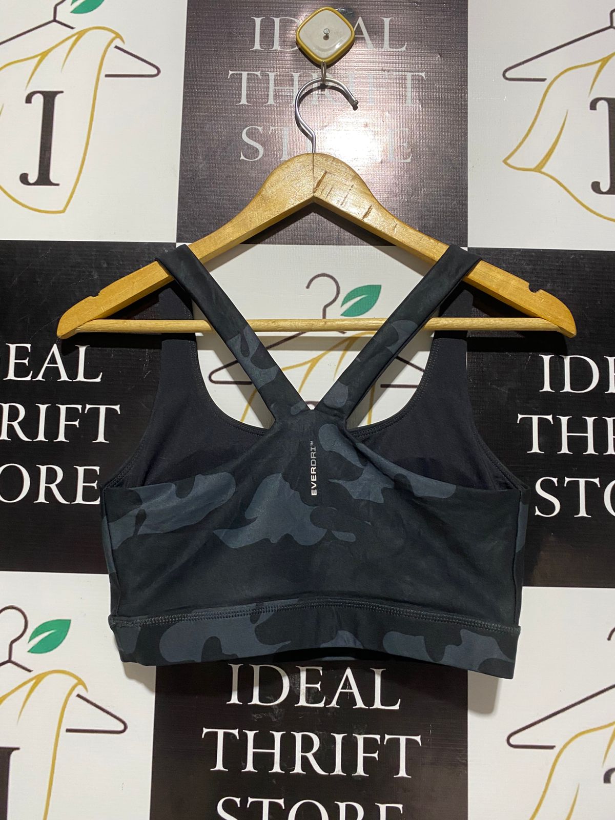 EVER LAST |L| BUST 14| Everlast Women's Camouflage Medium Impact Sports Bra