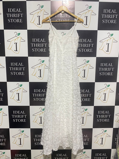 WHITE TEXTURED V-NECK MAXI SLIP DRESS |M| BUST 16|