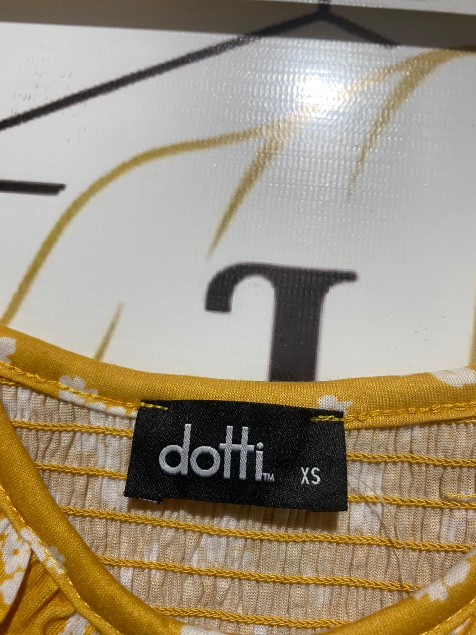 DOTTI |XS| BUST 13|C2|YELLOW FLORAL SMOCKED CROP TOP