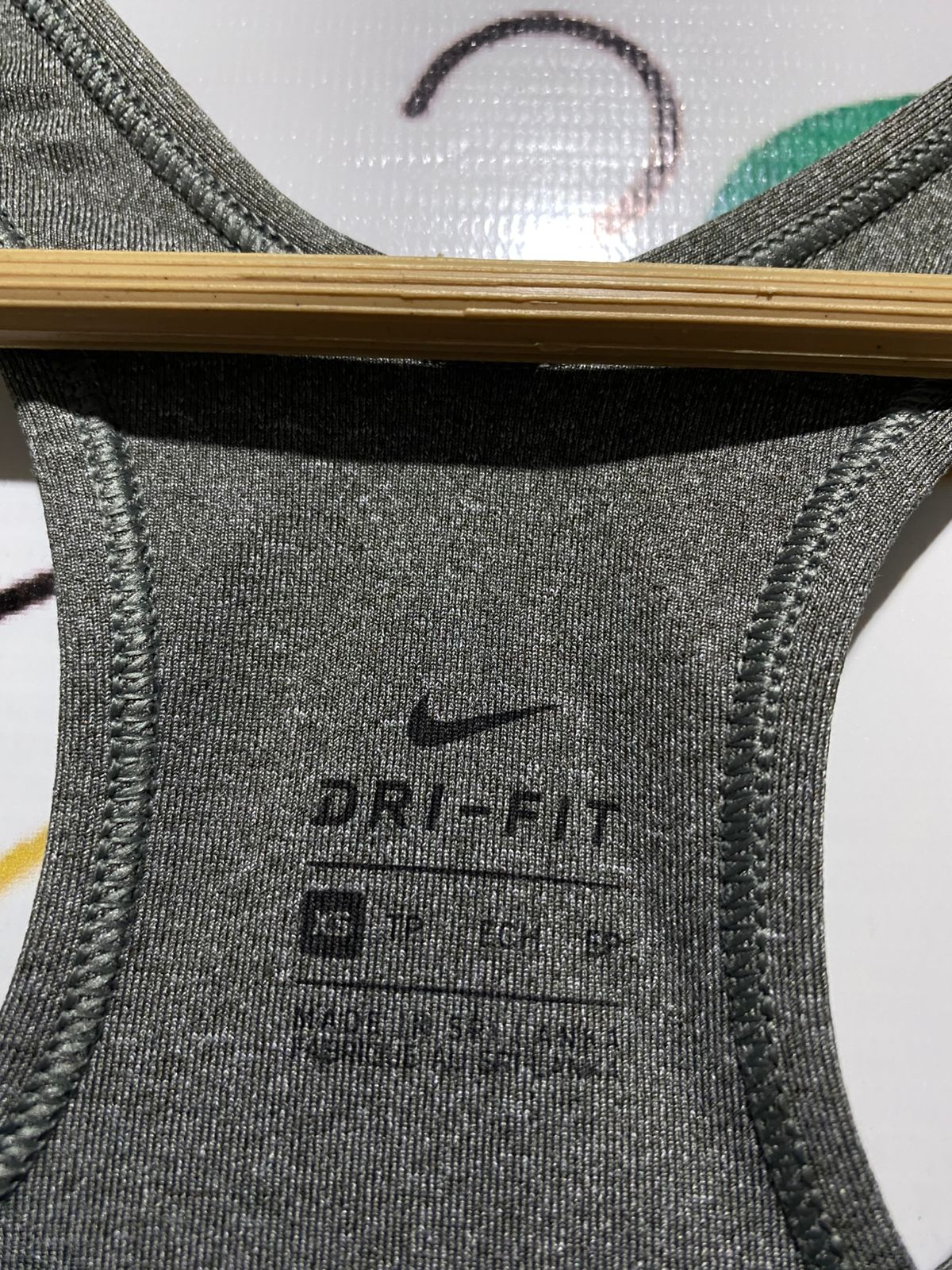 NIKE |XS| BUST 12| HEATHERED GRAY RACERBACK SPORTS BRA CLASSIC SWOOSH LOGO