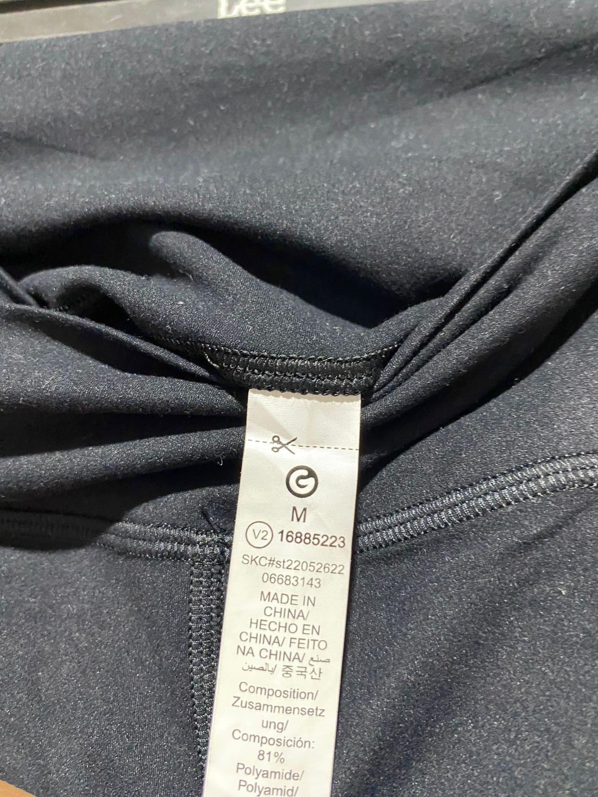 DOYOUEVEN |M| WAIST 24| BLACK SEAMLESS HIGH-NECK SPORTS CROP