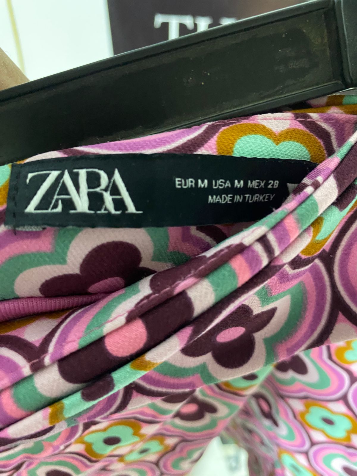 ZARA |L| WAIST 30| RETRO GEOMETRIC PRINT MINI SKIRT