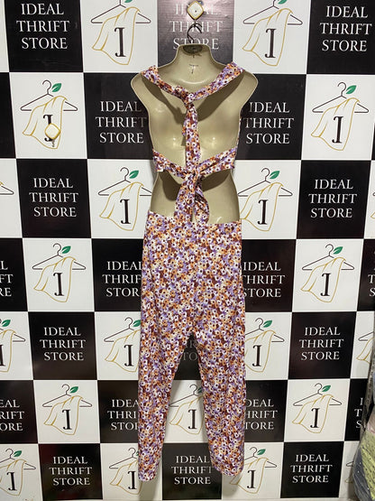 SHEIN |M| VINTAGE FLORAL PRINT TWO-PIECE SET WITH V-NECK CROP TOP AND MATCHING WIDE-LEG TROUSERS
