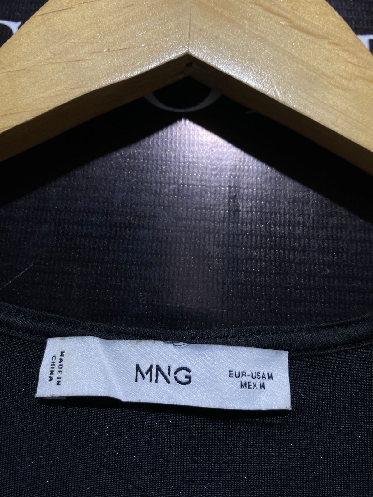 MNG |M| BUST 17| WOMEN'S SHIMMERING BLACK LONG SLEEVE V-NECK JUMPSUIT WITH WIDE-LEG SILHOUETTE