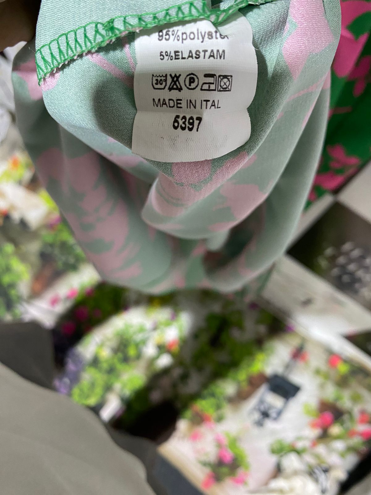 |M/L| BUST FREE |B10| VIBRANT GREEN AND PINK FLORAL MAXI DRESS