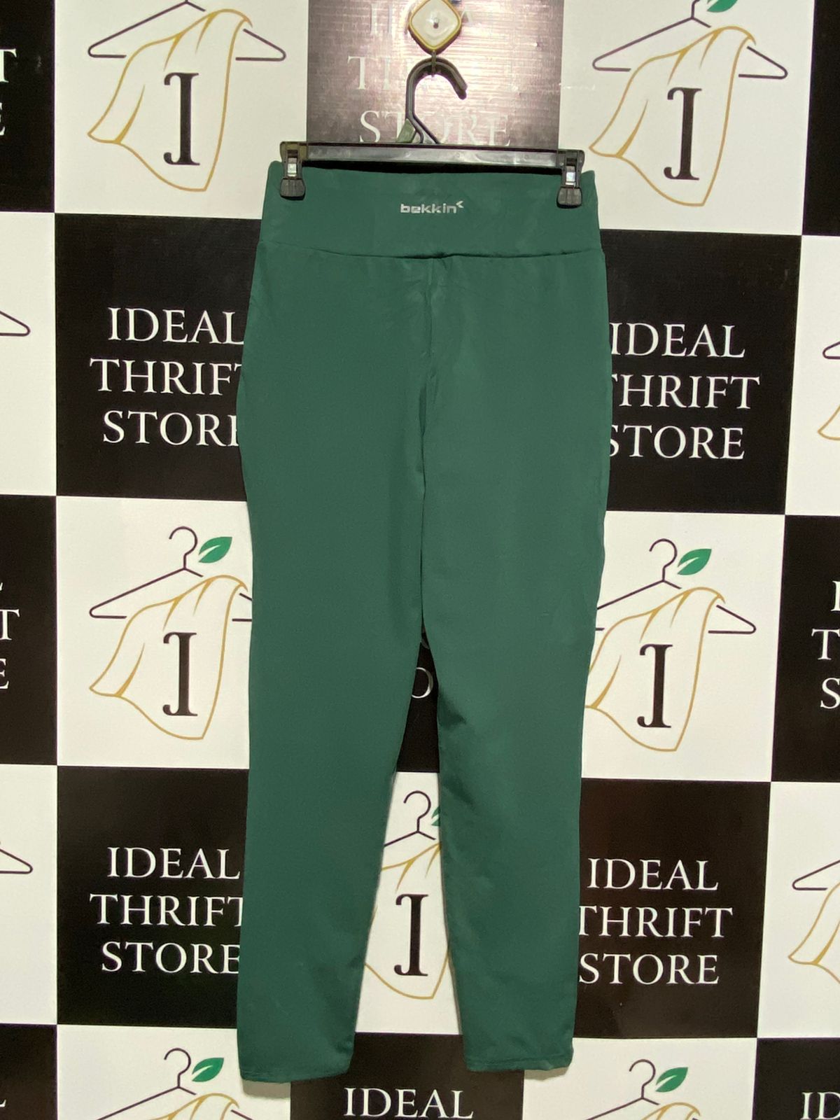 BEKKIN |M| WAIST 26| GREEN HIGH-WAISTED PERFORMANCE LEGGINGS