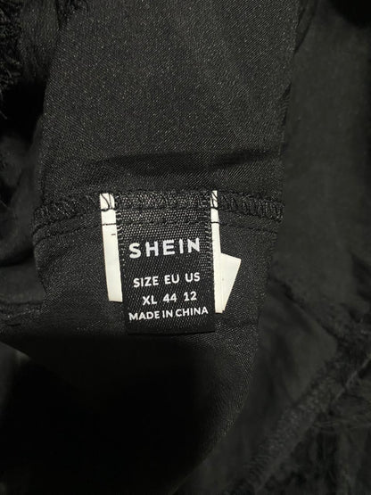 SHEIN |XL| BUST 21| TEXTURED FRINGE BLACK SHIRT