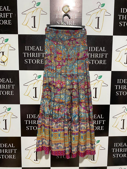 BOOHOO |M| WAIST 26| SPIRIT WITH THIS VIBRANT TIERED MAXI SKIRT