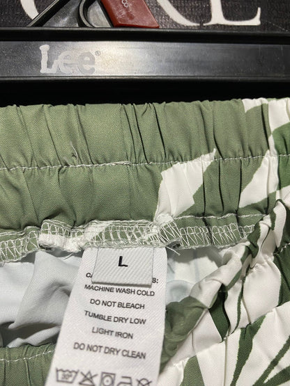 |L| WAIST 28| GREEN AND WHITE BOTANICAL WOMEN’S WIDE-LEG PALAZZO PANTS