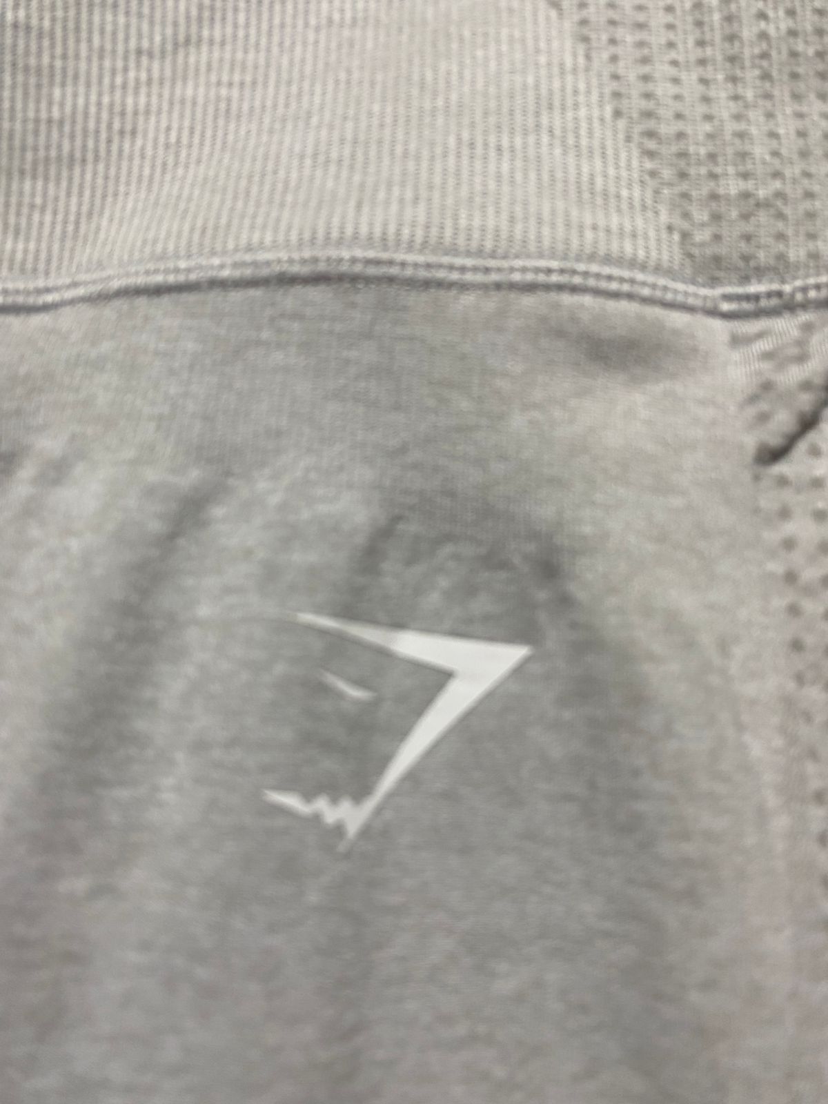 GYM SHARK |M| WAIST 26| WOMEN’S LIGHT GREY SEAMLESS LEGGINGS