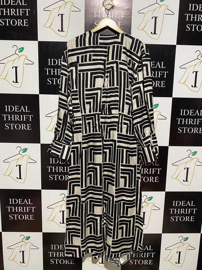 DECJUBA |L| BUST 20| GEOMETRIC MONOCHROME WRAP MIDI DRESS