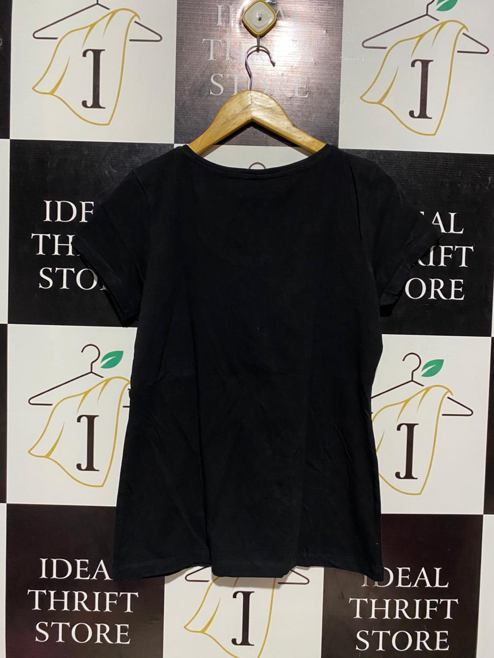 NOW |L| BUST 19| C1| WOMEN’S SHORT SLEEVE SCOOP NECK TEE