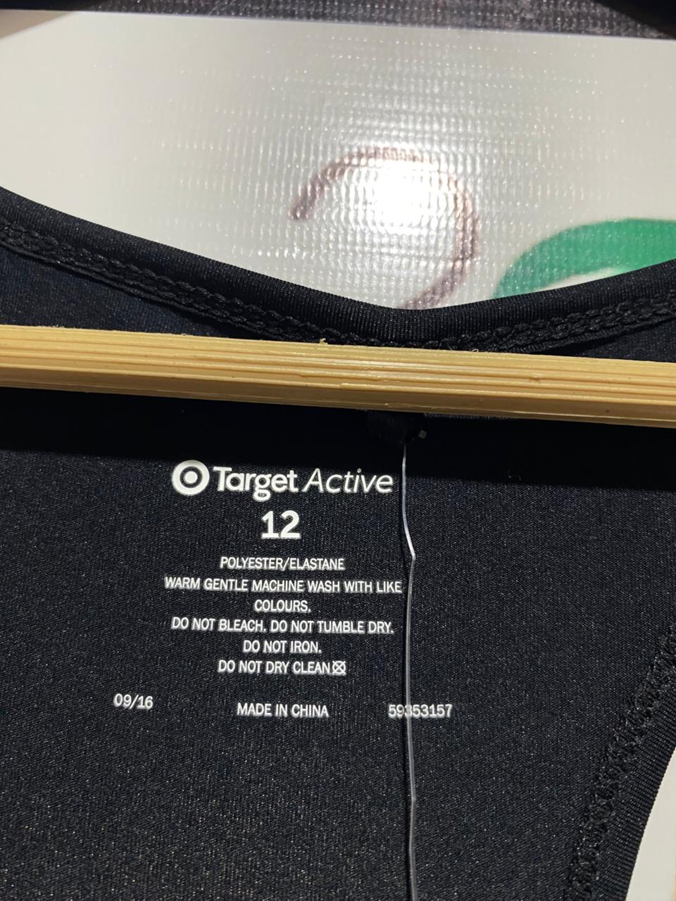 TARGET ACTIVE |M| BUST 18| BLACK RACERBACK TRAINING TANK TOP