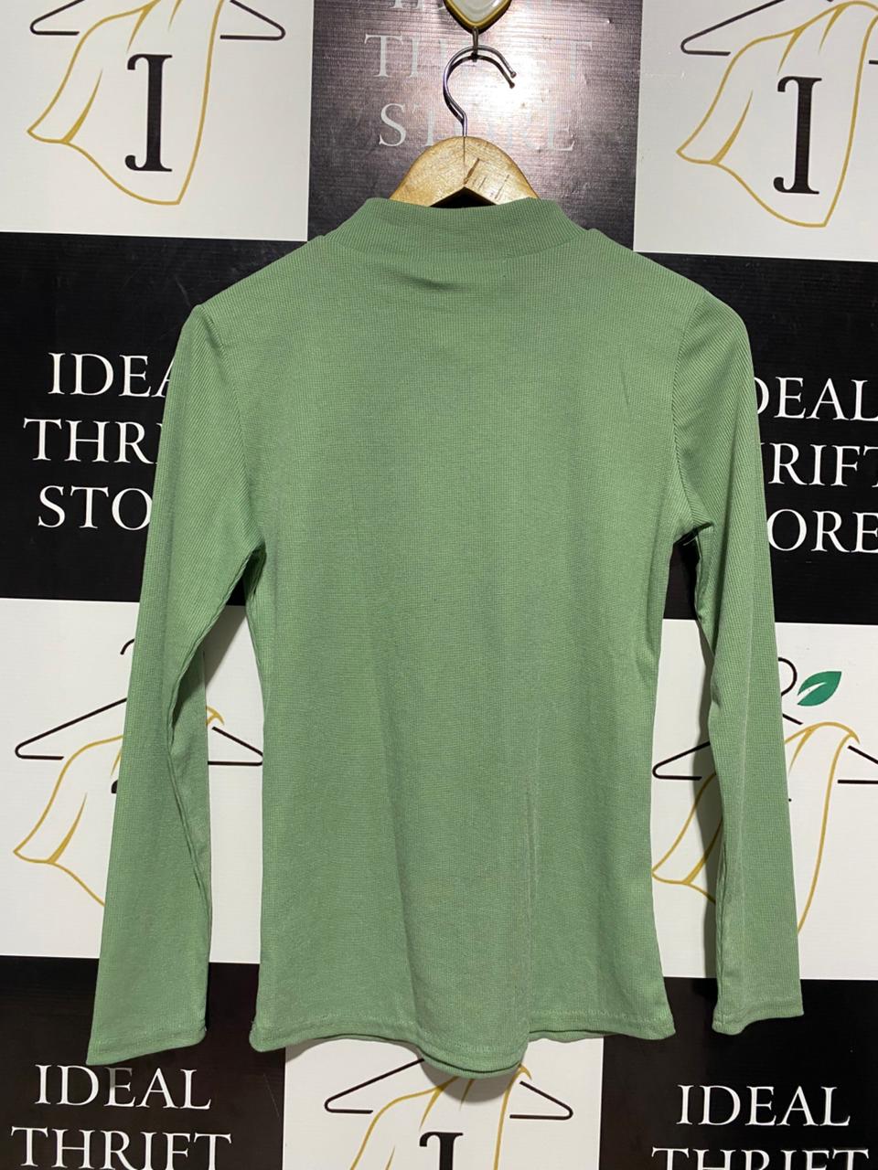 CYRLLYTOGS |L| BUST 17|  C1 |SAGE GREEN MOCK NECK LONG SLEEVE RIBBED TOP