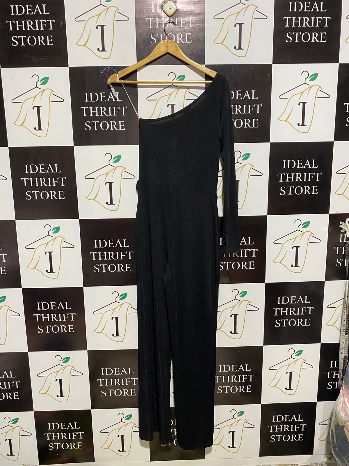 BOOHOO |L| BUST 14| BLACK ONE-SHOULDER LONG SLEEVE JUMPSUIT