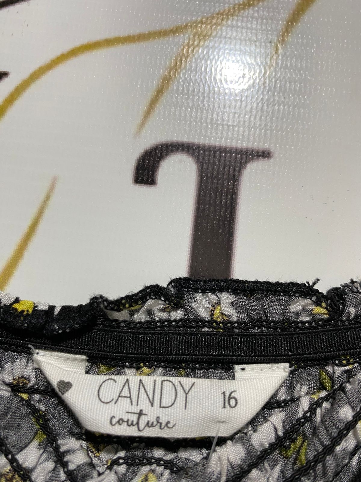 CANDY COUTURE |S| BUST 13| FLORAL DAISY SMOCKED CROP TOP