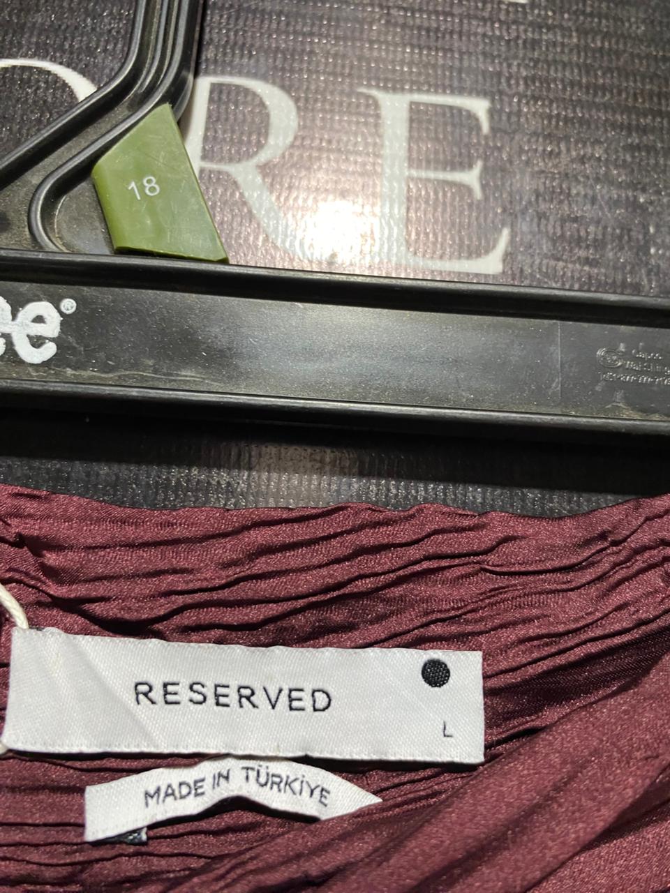 RESERVED |L| WAIST 31| C6| BURGUNDY PLISSÉ CRINKLE MAXI SKIRT
