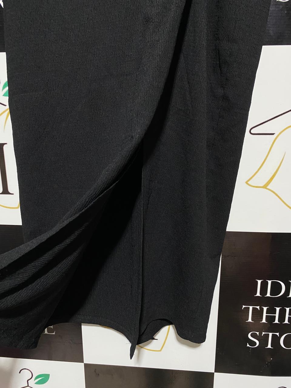PAPAYA |L| WAIST 30| C6| ELEGANT BLACK KNOT-DETAIL MIDI SKIRT
