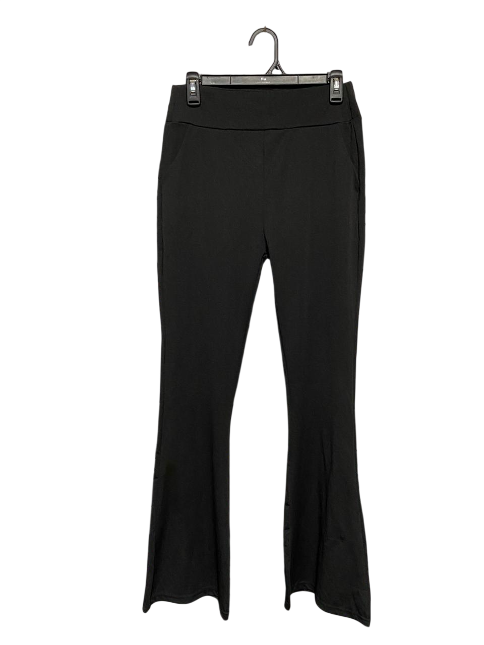 |L| WAIST 28| BLACK HIGH-WAIST FLARE YOGA PANTS