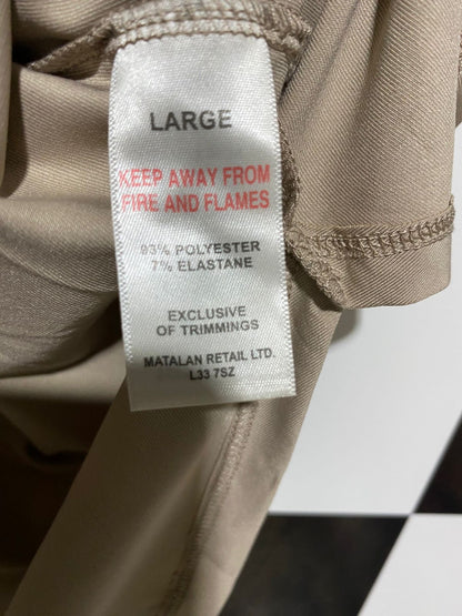 SOULUXE |L| BUST 22| ACTIVEWEAR TAN BEIGE CURVED HEM PERFORMANCE T-SHIRT