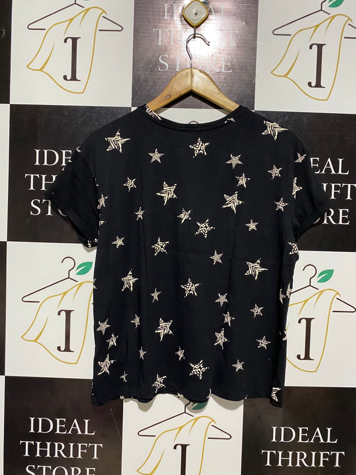 M&S |M| BUST 20| VINTAGE BLACK BOXY T-SHIRT WITH ANIMAL PRINT STAR MOTIF